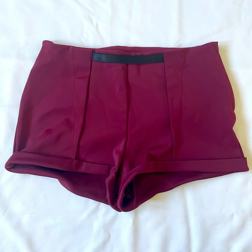 Adorable maroon high waisted shorts